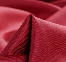 Vlněná kostýmová látka jemná vínová