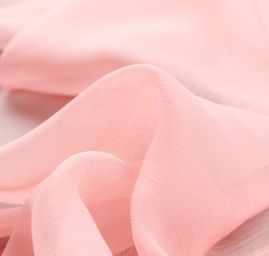 Šifon šanžán lososový s plisé úpravou